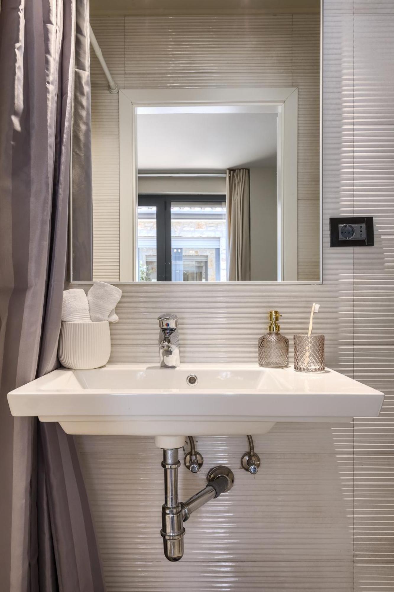 Grota Premium & Porec
