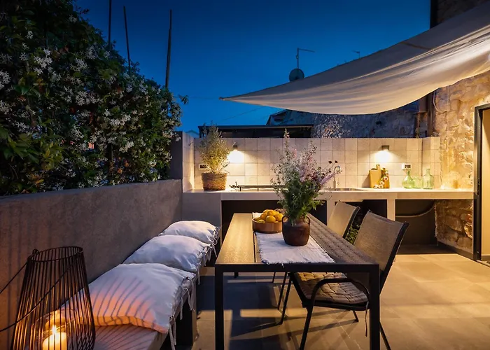 Grota Premium Apartment & Room