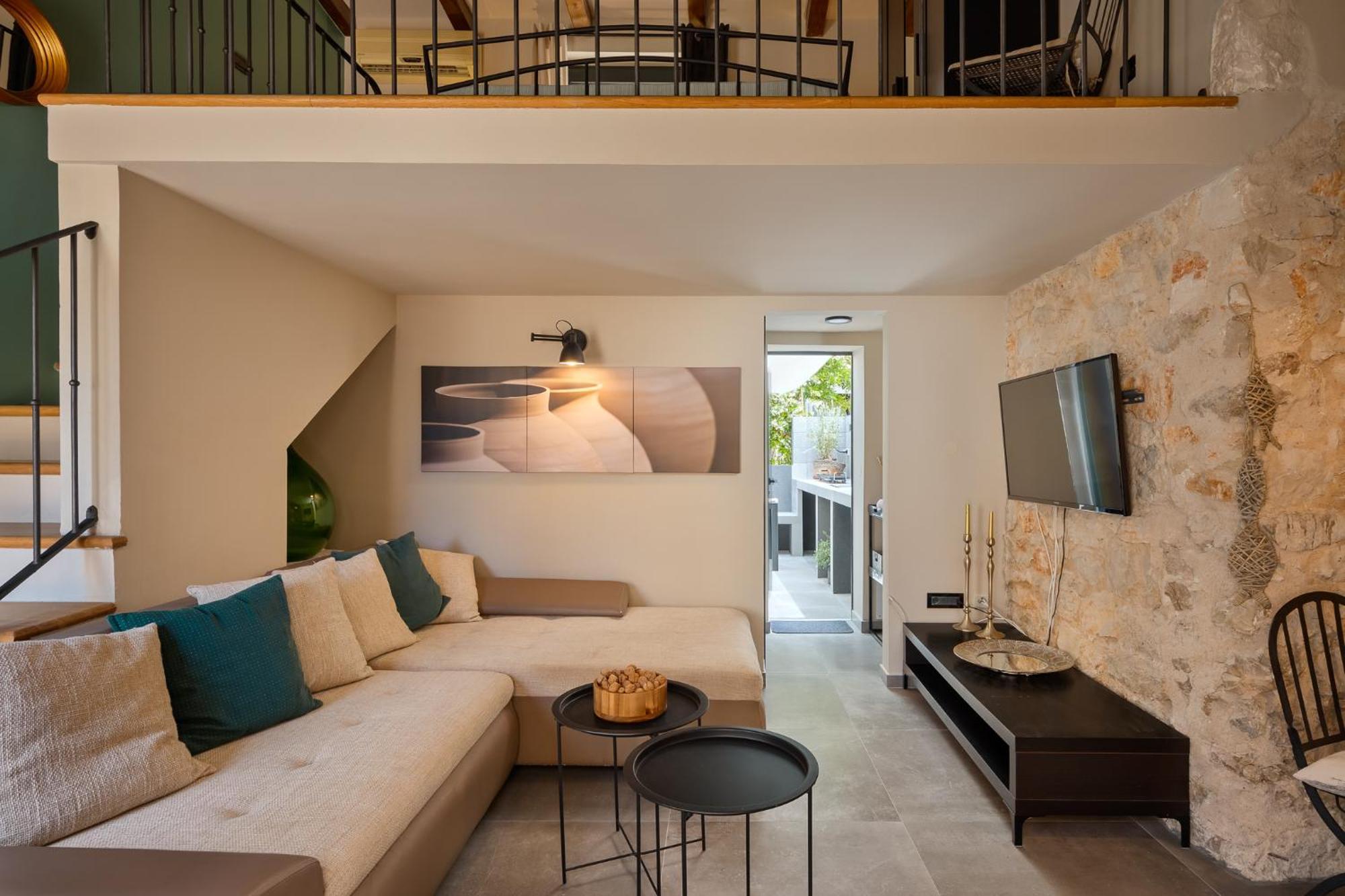 Apartment Grota Premium & *